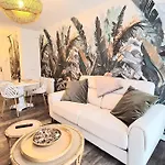 Cosy, Balcon Et Place Privee Lejlighed *